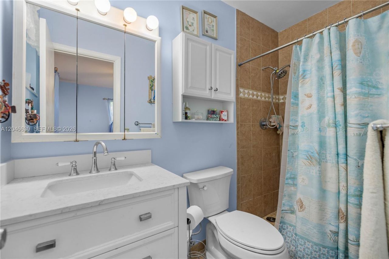6870 Pershing St, Hollywood, FL 33024 Photo
