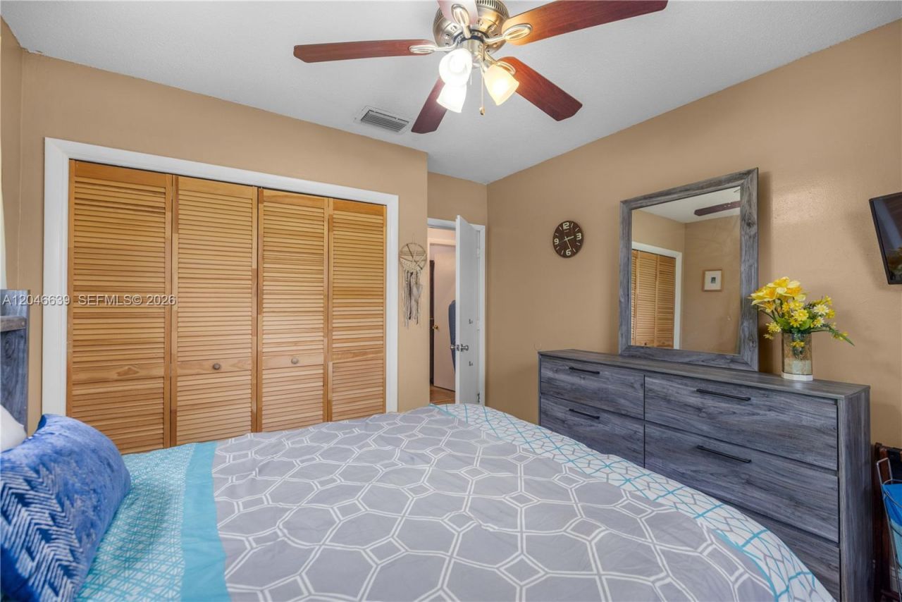 6870 Pershing St, Hollywood, FL 33024 Photo