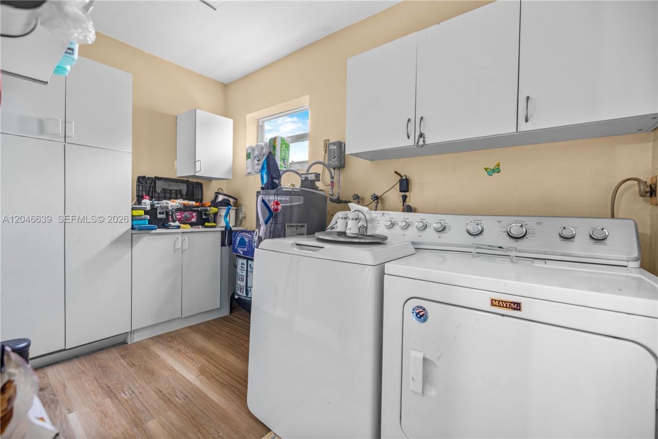 6870 Pershing St, Hollywood, FL 33024 Photo