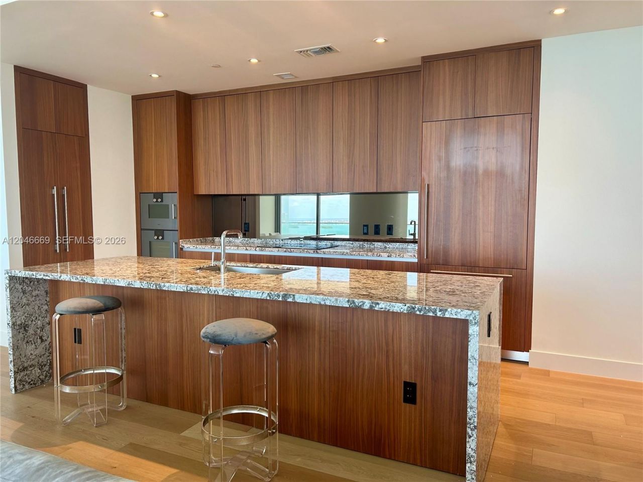 175 SE 25th Road, Unit 2804, Miami, FL 33129 Photo