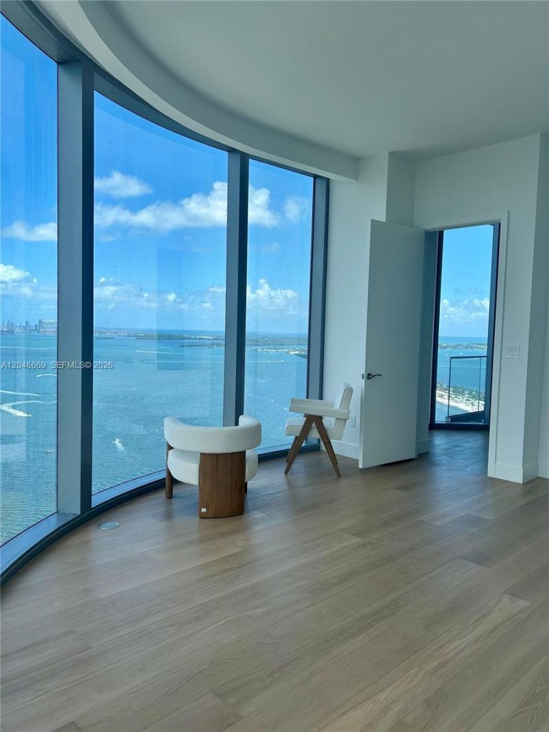 175 SE 25th Road, Unit 2804, Miami, FL 33129 Photo