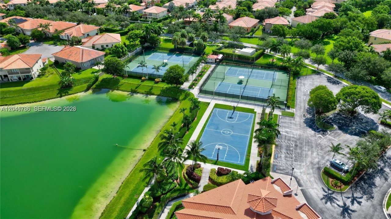 7956 SW 195th St, Cutler Bay, FL 33157 Photo