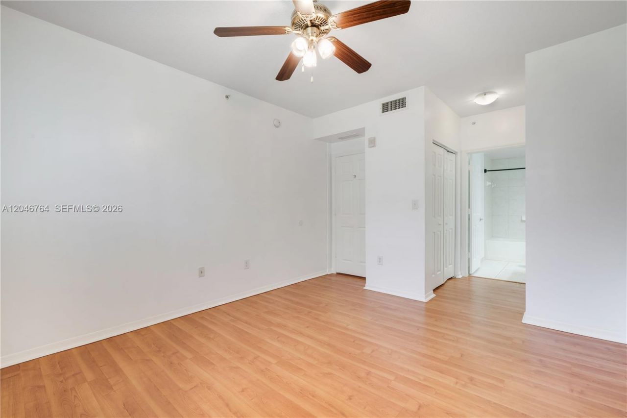 6851 SW 44th St , Unit 208, Miami, FL 33155 Photo