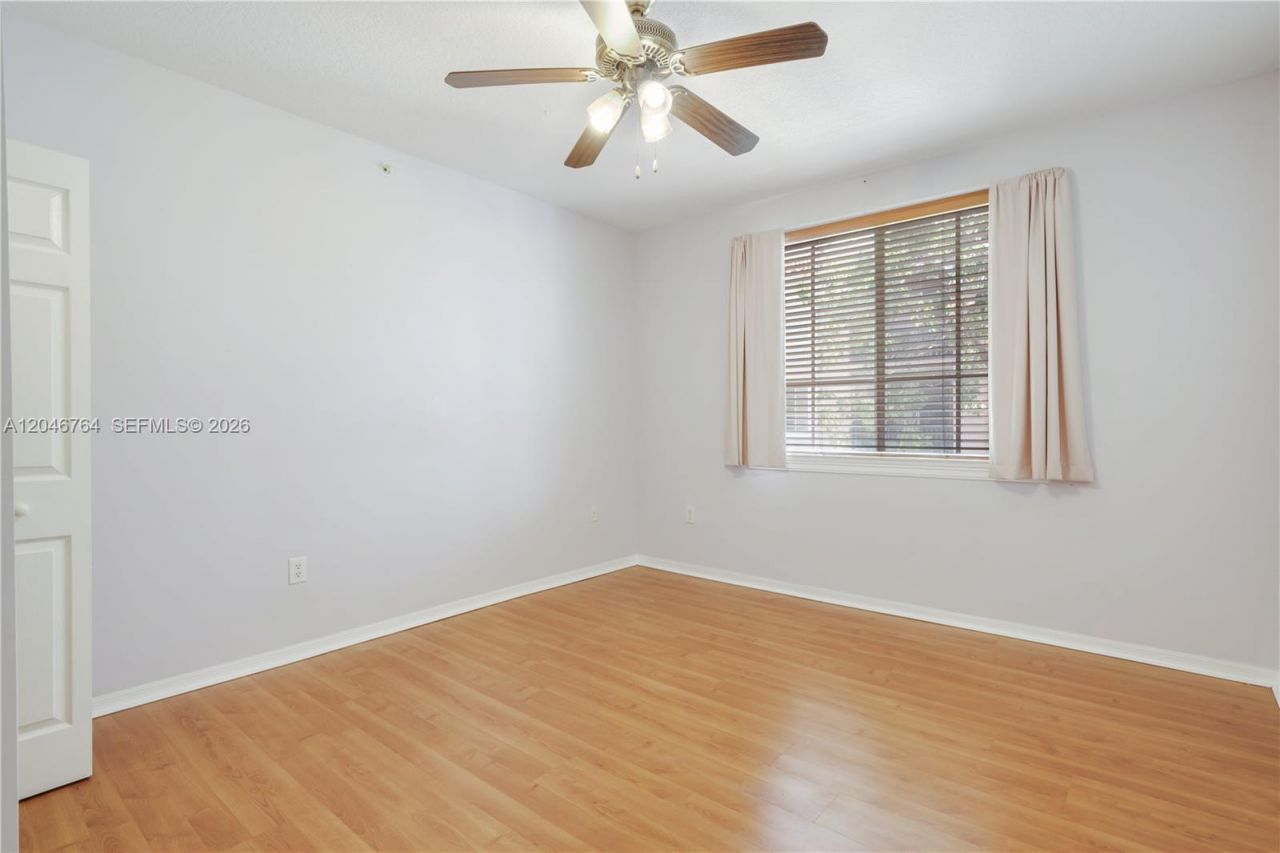6851 SW 44th St , Unit 208, Miami, FL 33155 Photo