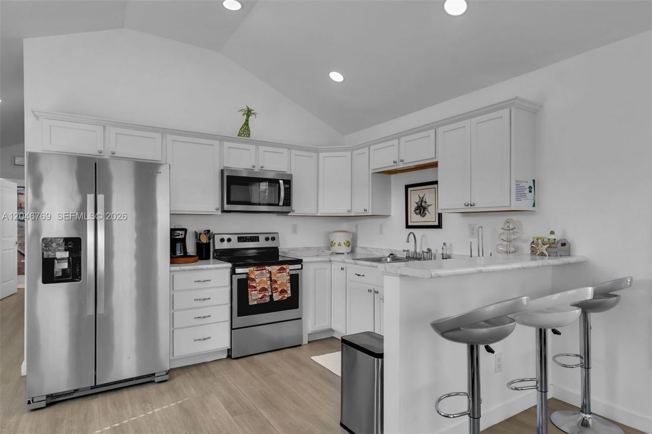 925 83rd Street Ocean , Marathon, FL 33050 Photo