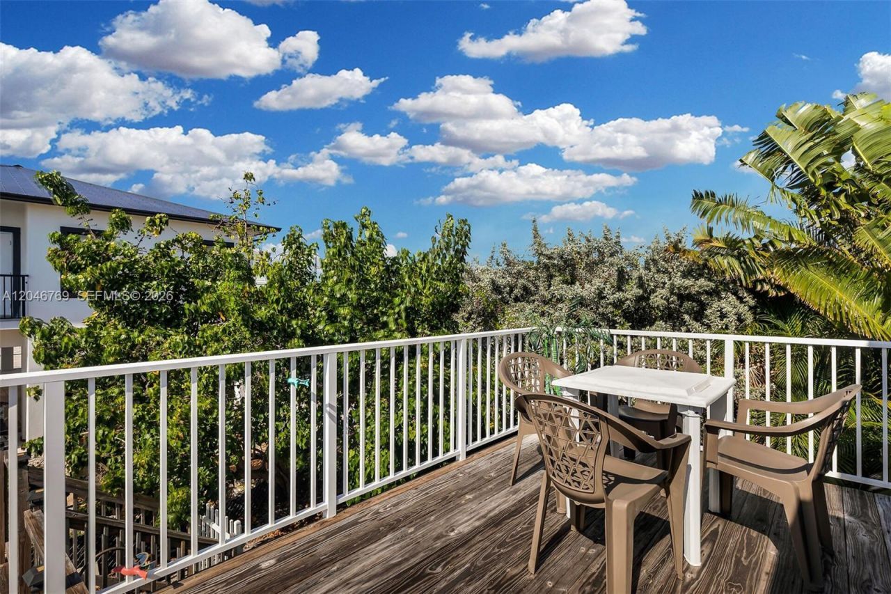 925 83rd Street Ocean , Marathon, FL 33050 Photo