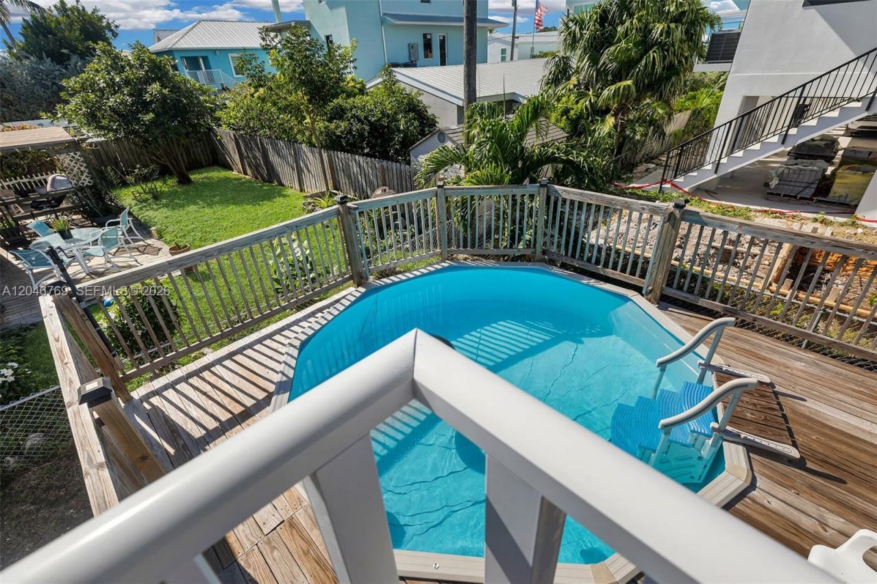 925 83rd Street Ocean , Marathon, FL 33050 Photo