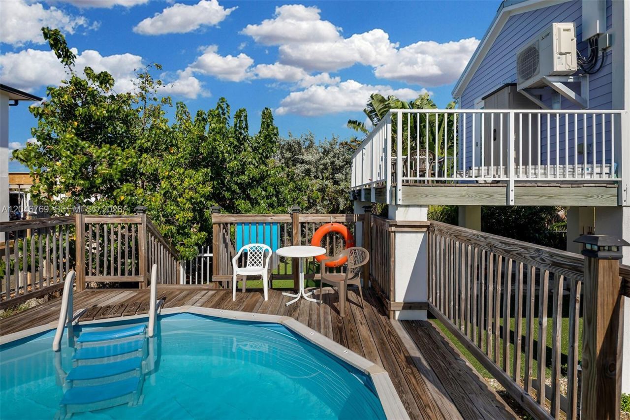 925 83rd Street Ocean , Marathon, FL 33050 Photo