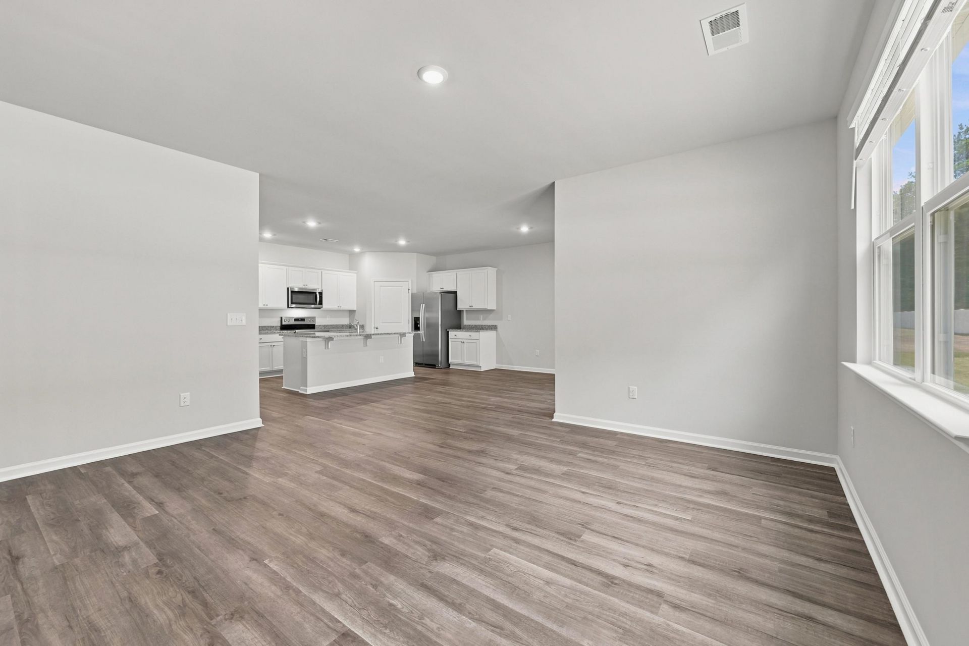 310 Ridley St  Photo 30