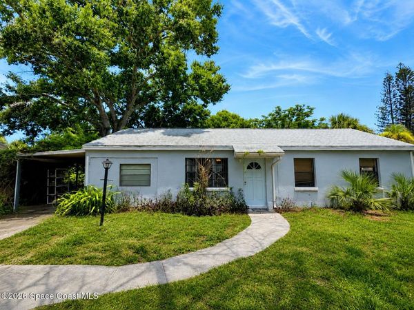 1320 Gary Drive , Merritt Island, FL 32952