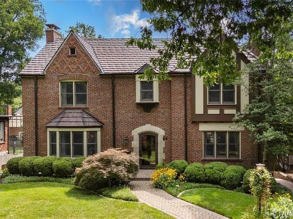 44 Broadview Drive, Clayton, MO 63105