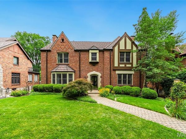 44 Broadview Drive, Clayton, MO 63105