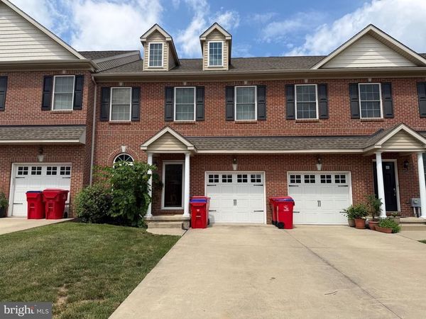 2735 KEEBLER COURT , WILLOW GROVE, PA 19090
