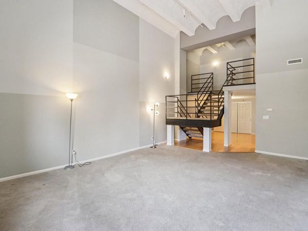 270 E Highland AVENUE, Unit 223, Milwaukee, WI 53202