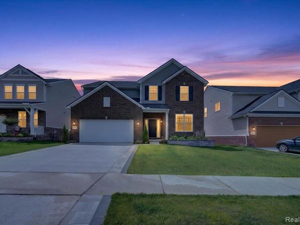20983 Calabrese Drive, Lyon Twp, MI 48178