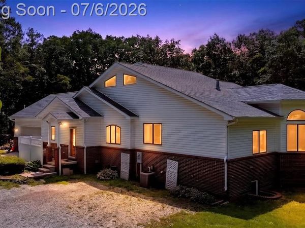 1621 Preservation Lane, St. Clair, MI 48079