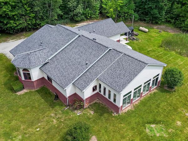 1621 Preservation Lane, St Clair, Mi 48079