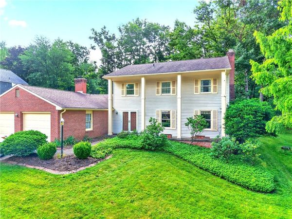 1593 Oakleaf Ln, Pittsburgh, PA 15237