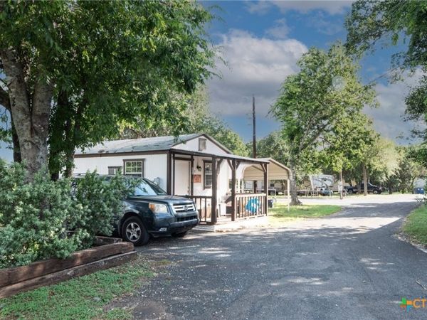 263 Timber Lane , Bandera, TX 78003