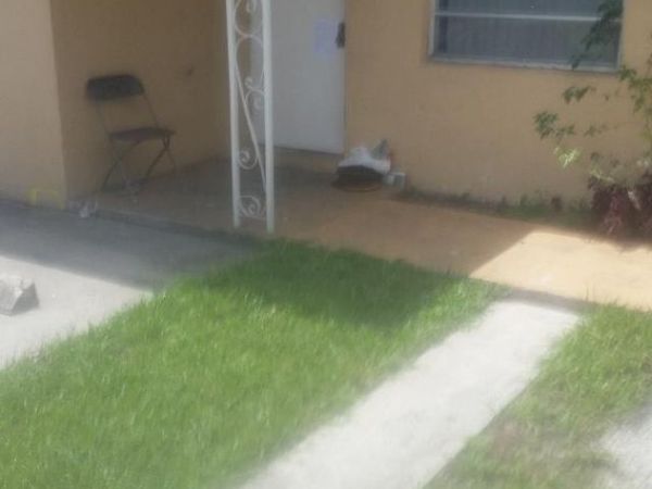 5918 N Wiley Street N, Unit A-b, Hollywood, FL 33023