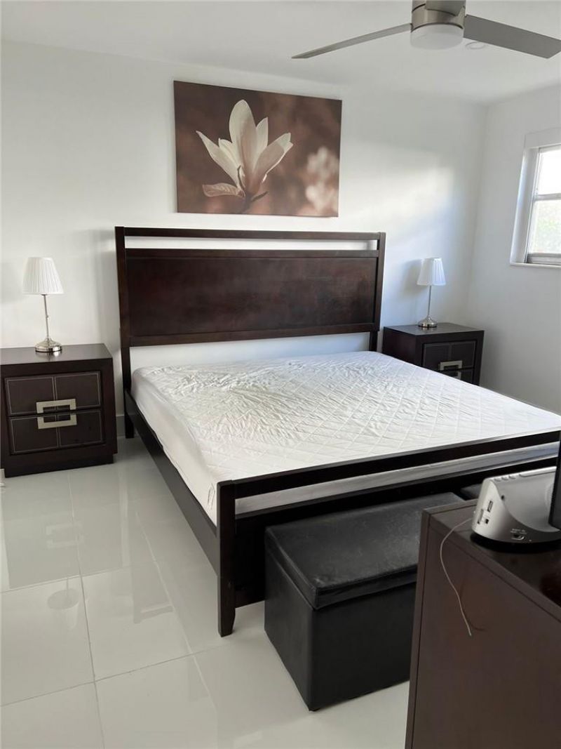 625 Antioch Avenue, Unit 107, Fort Lauderdale, FL 33304 Photo
