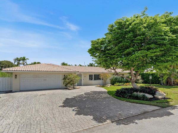 2889 NE 26th Street, Fort Lauderdale, FL 33305