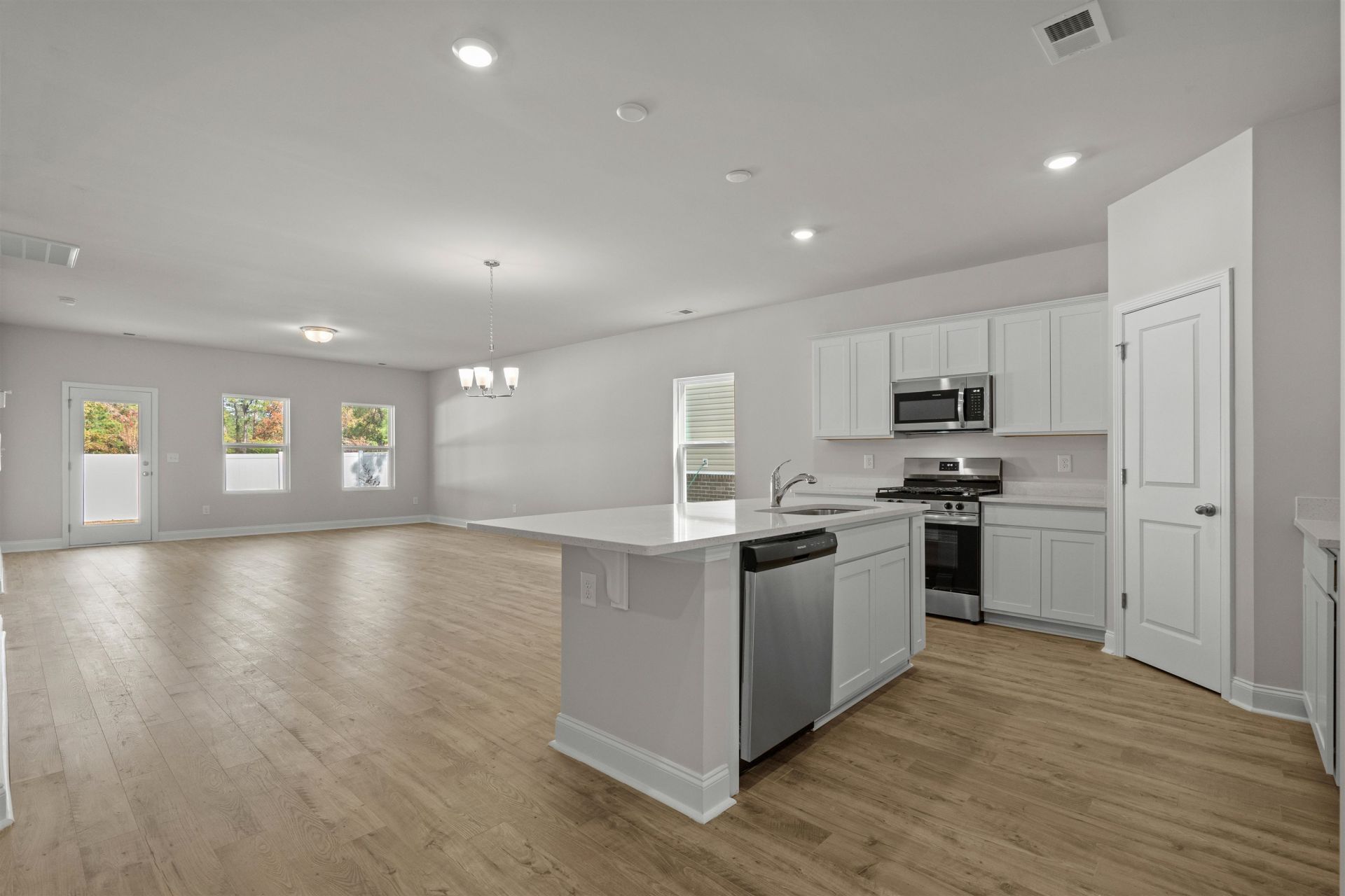 3005 Spain Ln. Photo 14