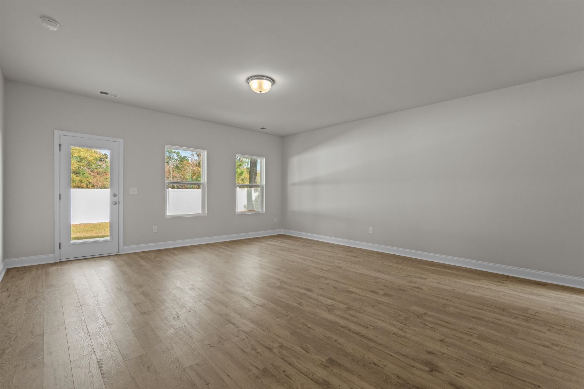 3005 Spain Ln. Photo 15