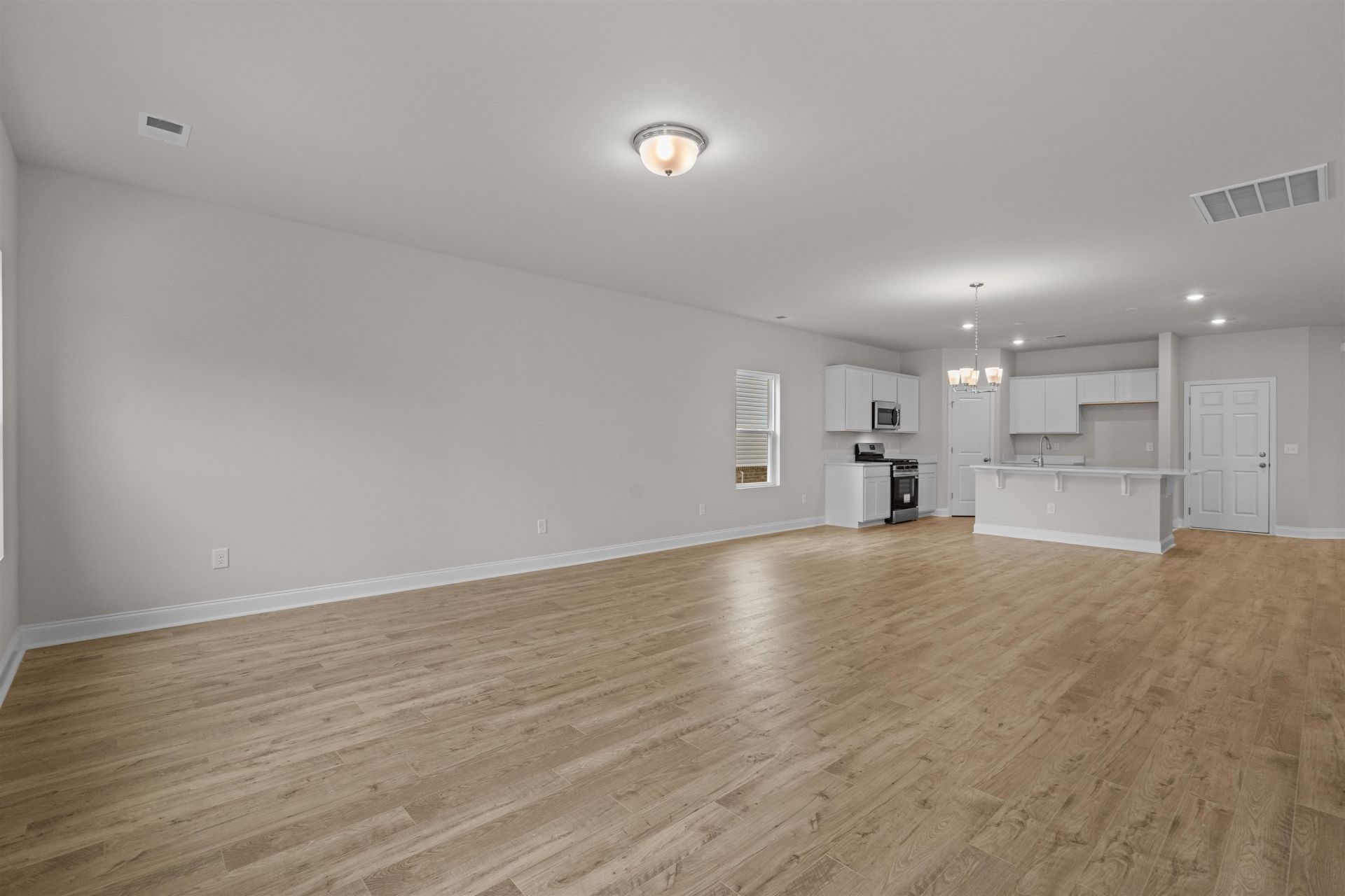 3005 Spain Ln. Photo 9