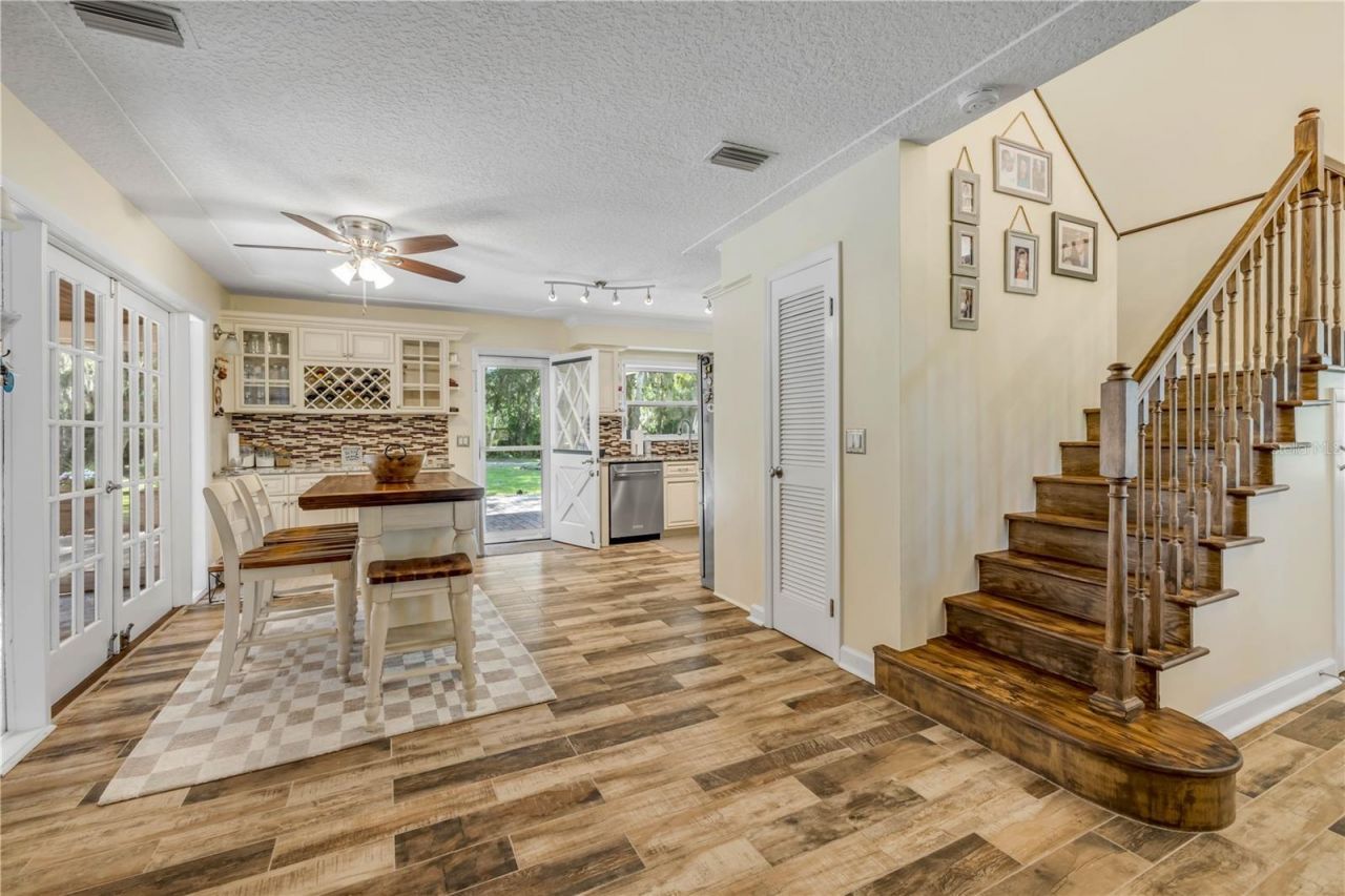 800 Hidden Oaks Lane, Oak Hill, FL 32759 Photo