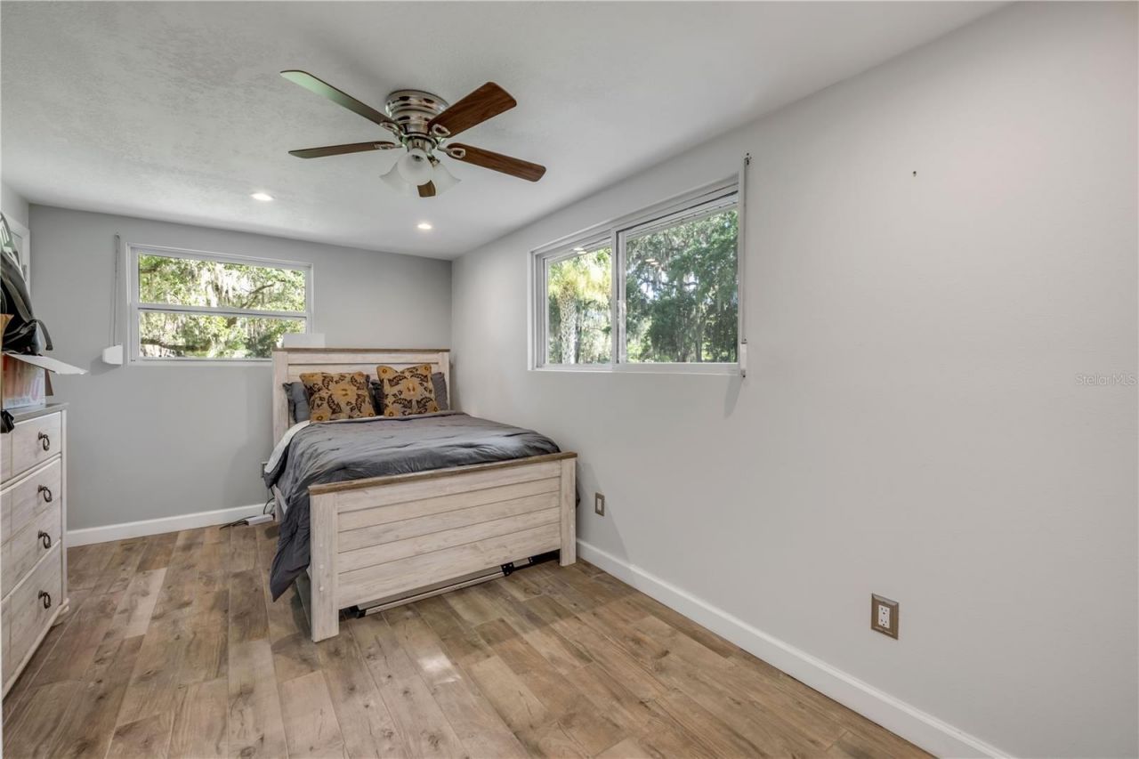 800 Hidden Oaks Lane, Oak Hill, FL 32759 Photo