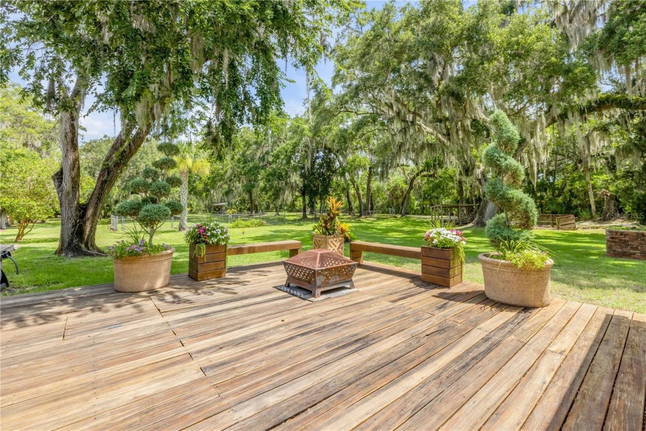 800 Hidden Oaks Lane, Oak Hill, FL 32759 Photo