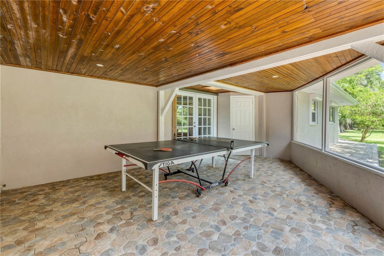 800 Hidden Oaks Lane, Oak Hill, FL 32759 Photo