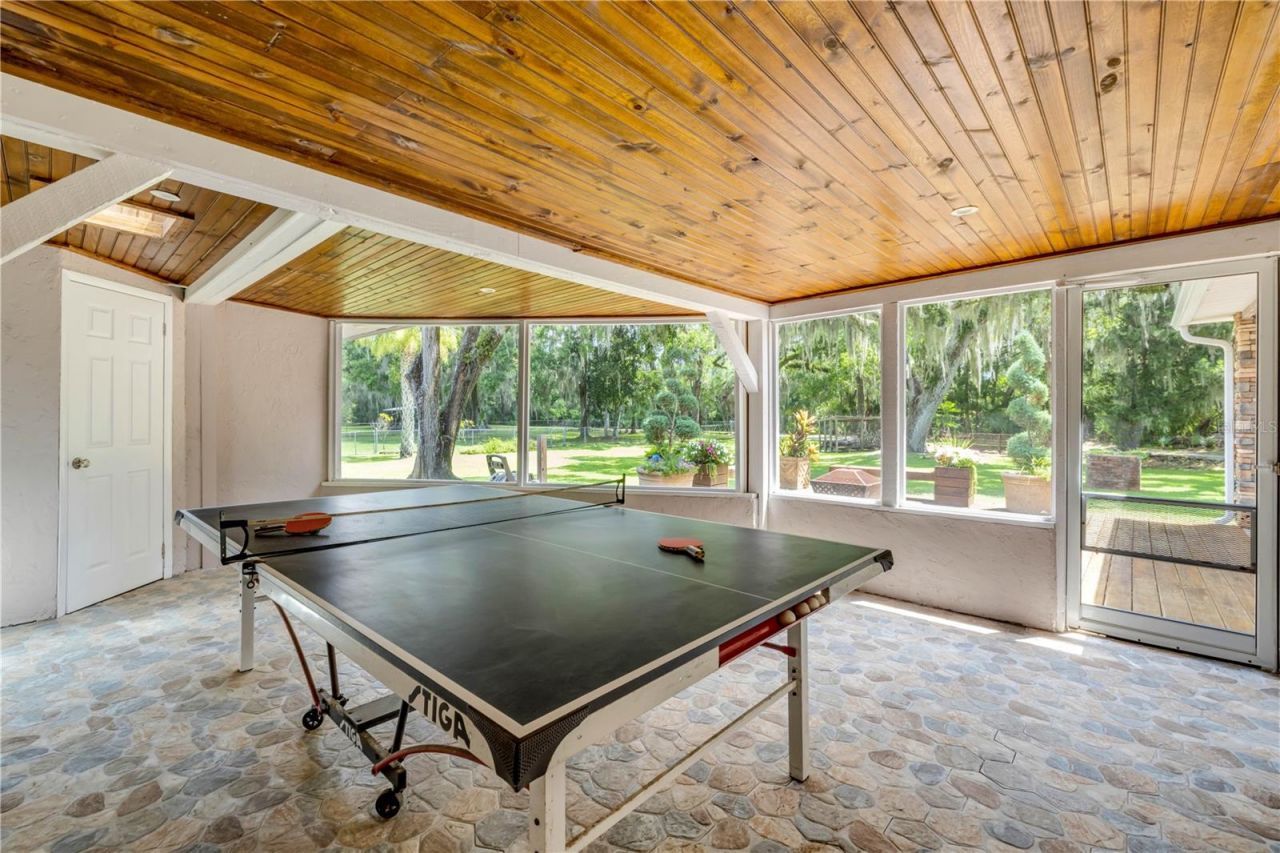 800 Hidden Oaks Lane, Oak Hill, FL 32759 Photo