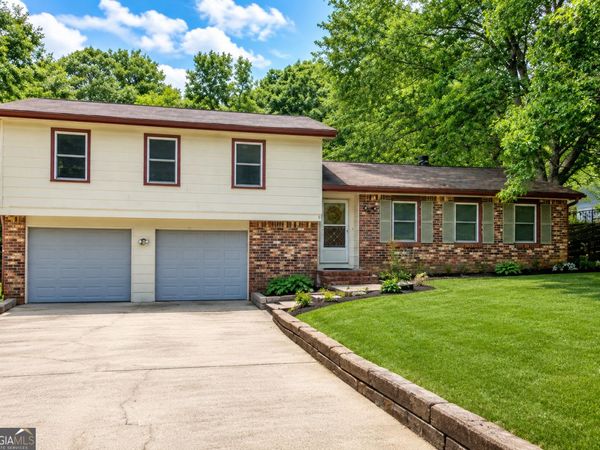 1237 Country Lane Drive NE, Conyers, GA 30012