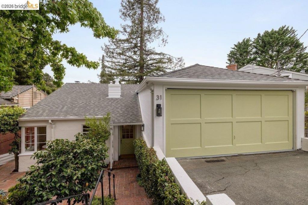 31 Harbord Court, Oakland, CA 94618 Main Photo