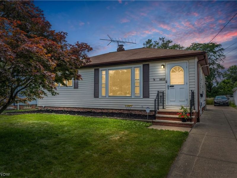 4612 W 156th Street, Cleveland, OH 44135 Photo 2