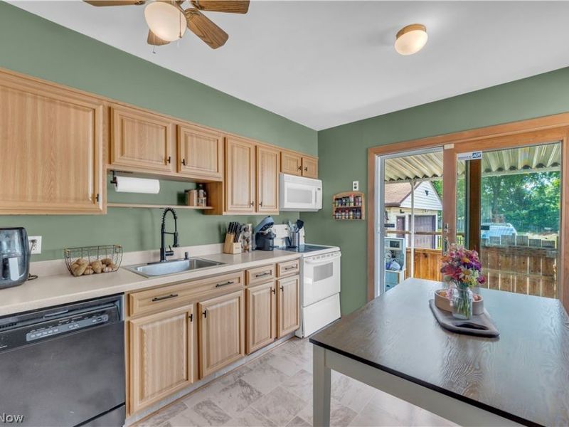 4612 W 156th Street, Cleveland, OH 44135 Photo 7