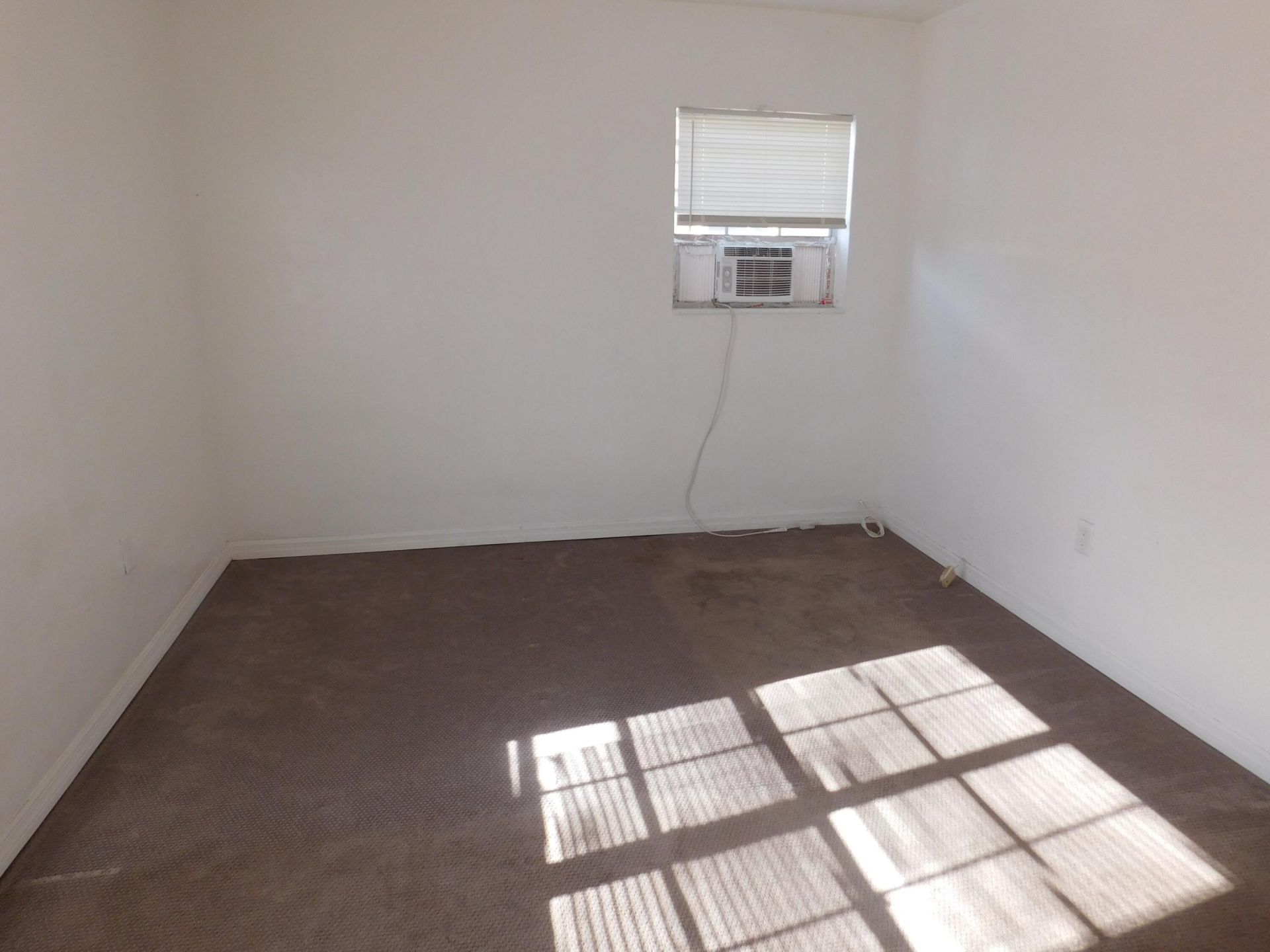 435 NW 30th Avenue, Fort Lauderdale, FL 33311 Photo