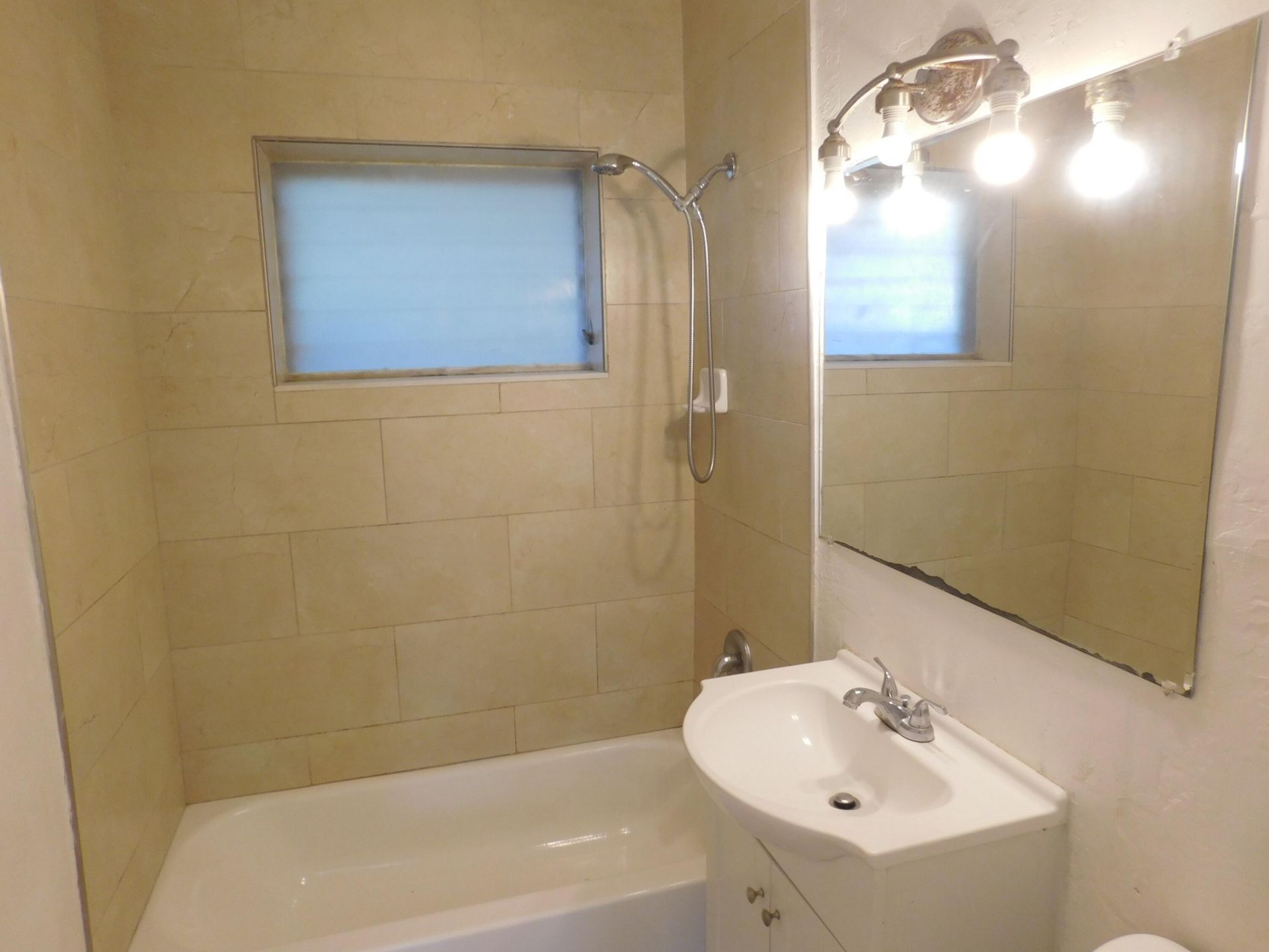 435 NW 30th Avenue, Fort Lauderdale, FL 33311 Photo