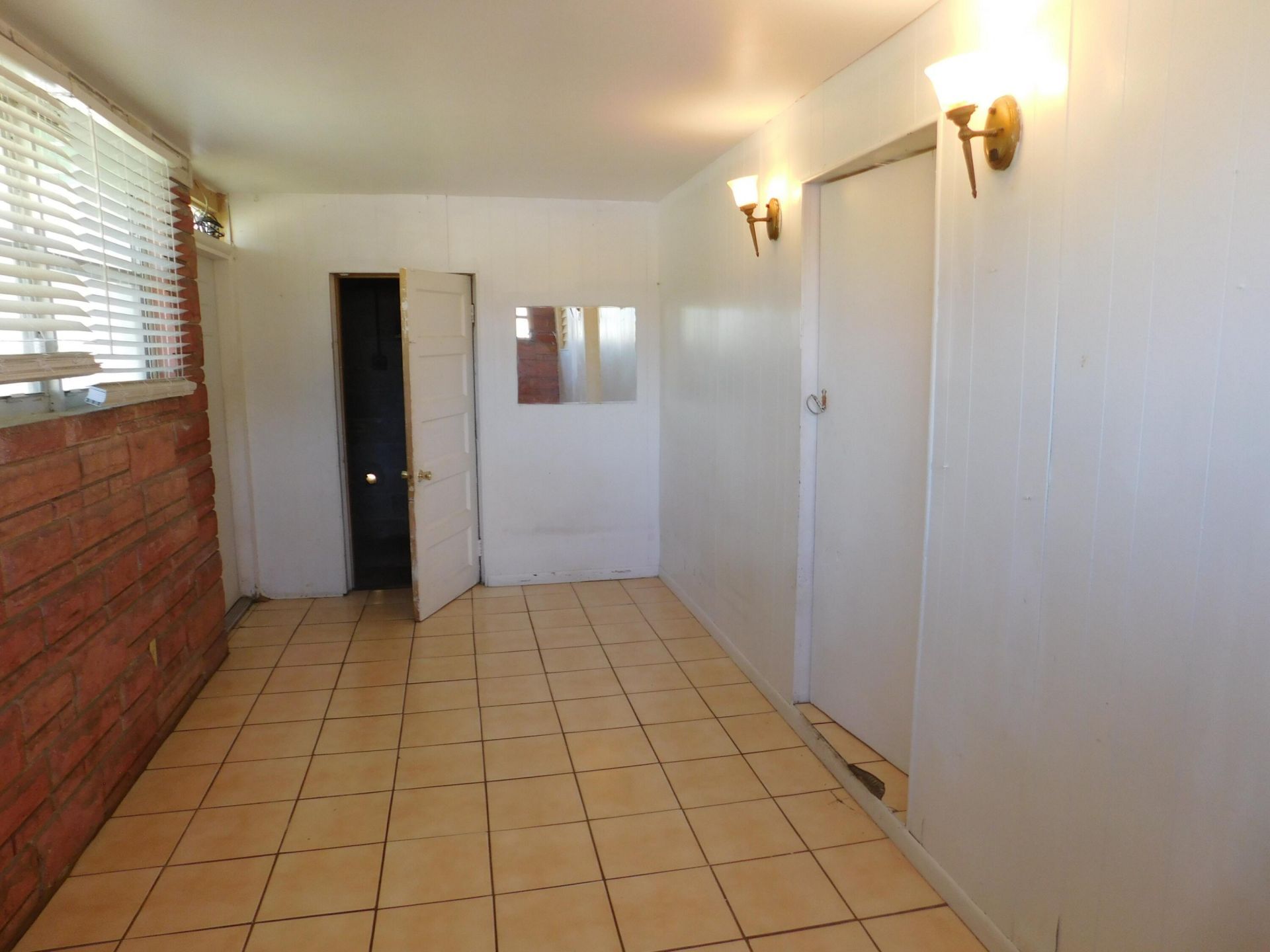 435 NW 30th Avenue, Fort Lauderdale, FL 33311 Photo
