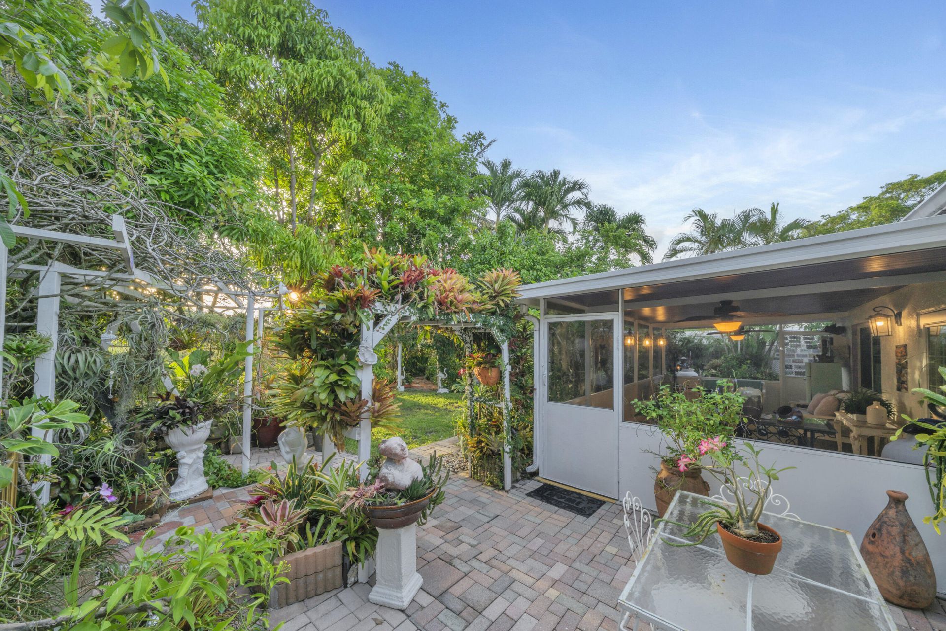 1900 SW 87th Avenue, North Lauderdale, FL 33068 Photo