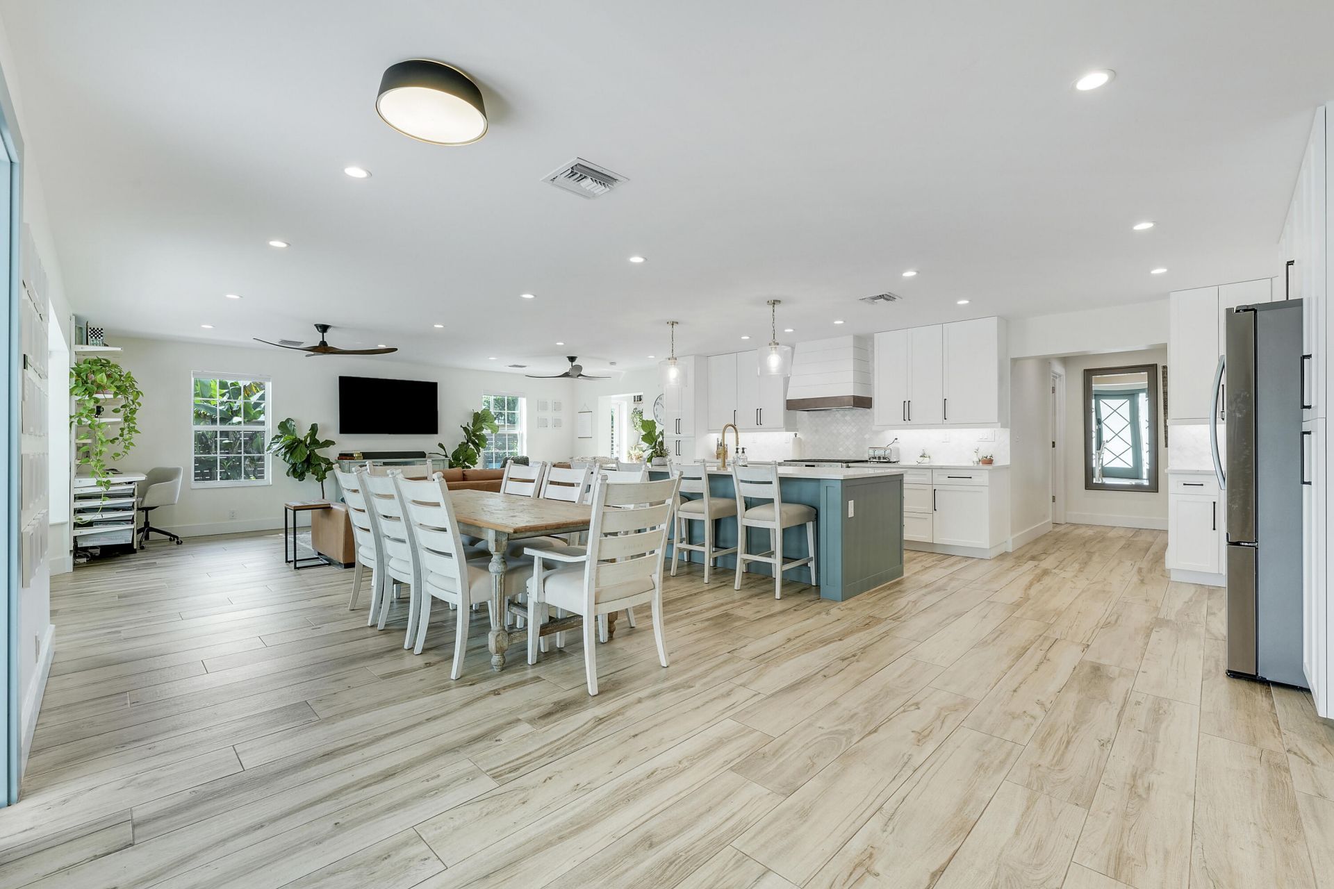 731 Cruiser Road S, North Palm Beach, FL 33408 Photo