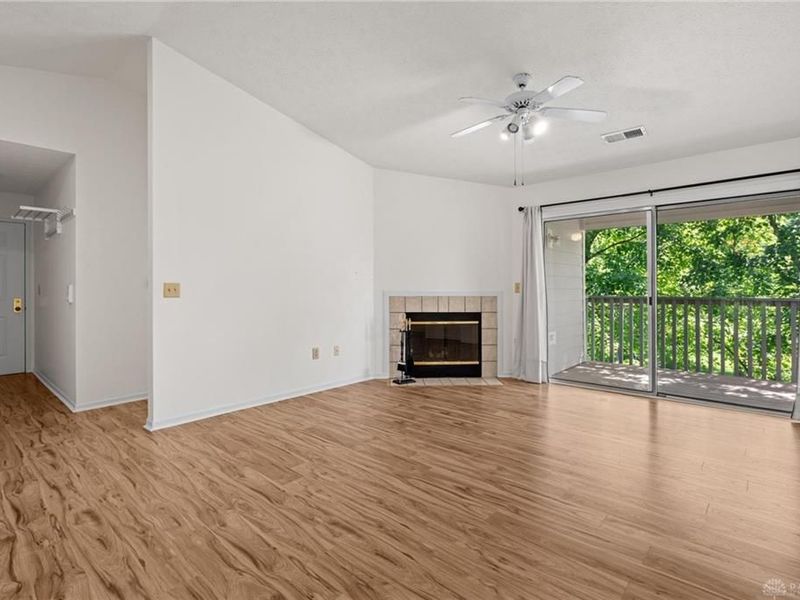 6635 Brigham Square, Unit #8, Centerville, OH 45459 Photo 3