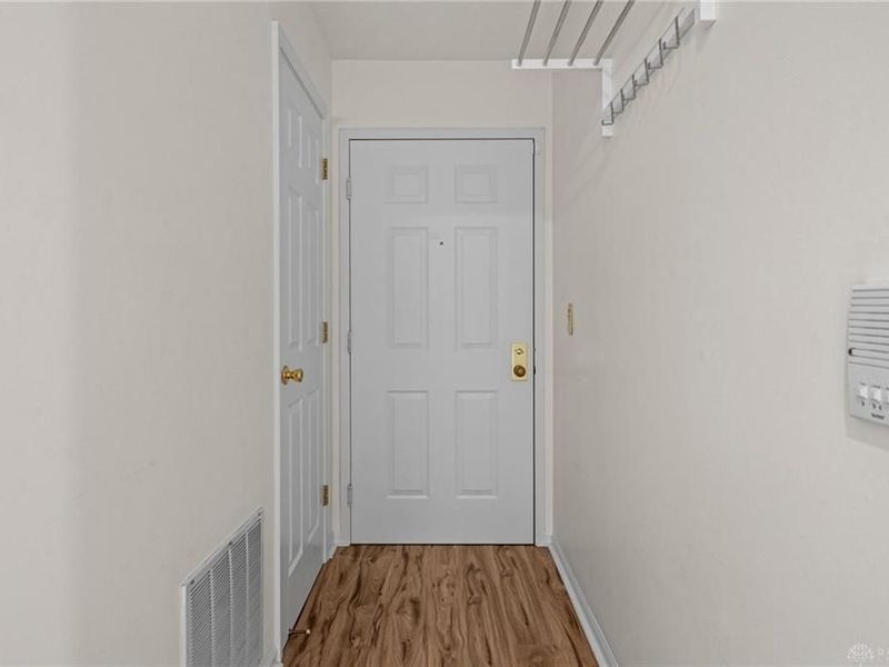6635 Brigham Square, Unit #8, Centerville, OH 45459 Photo 5