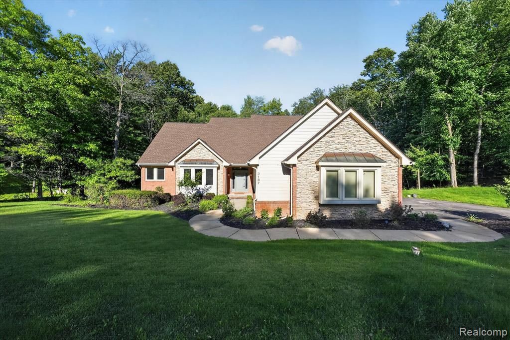 3187 Turnberry Drive, White Lake Township, MI 48383 Main Photo