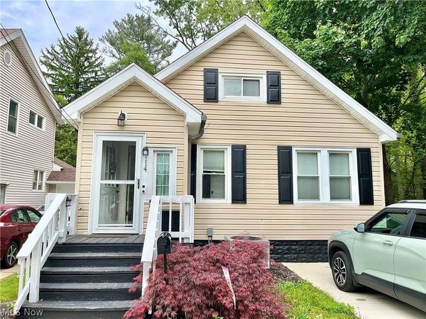 114 Grandview Avenue, Conneaut, OH 44030