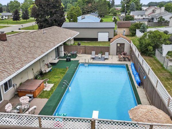 18116 205th Avenue, Big Rapids, MI 49307