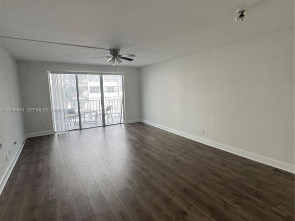 16710 NE 9th Ave , Unit 305, North Miami Beach, FL 33162