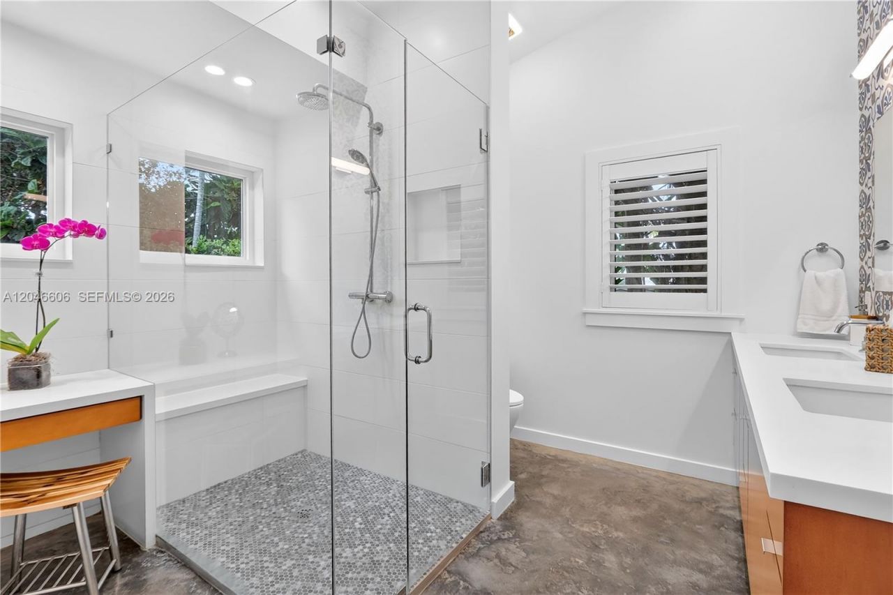 100 Sarto Ave. , Coral Gables, FL 33134 Photo
